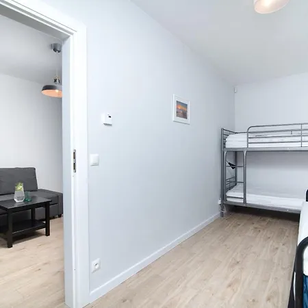 アパートホテル Porto 4*